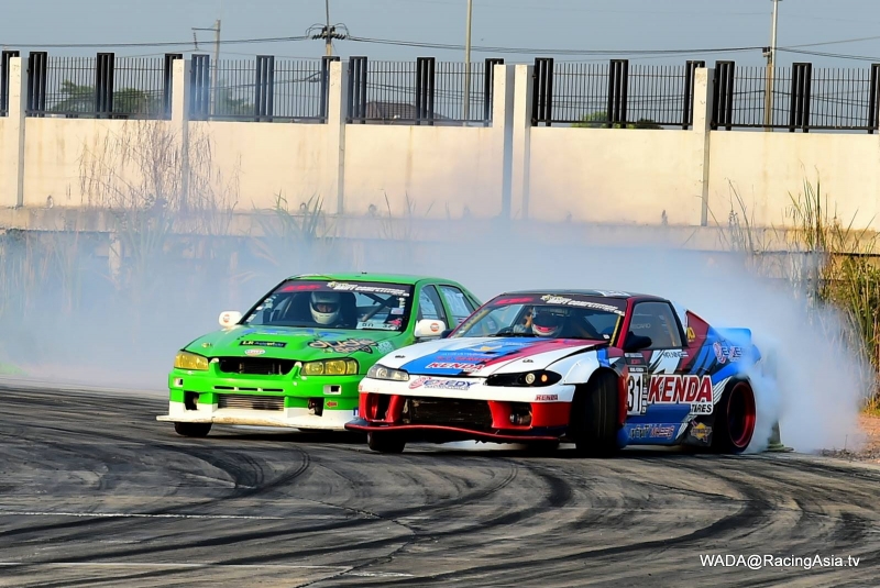 2016.03 Pathumthani Drift Competition 2015 #4(final) RacingAsia.tv