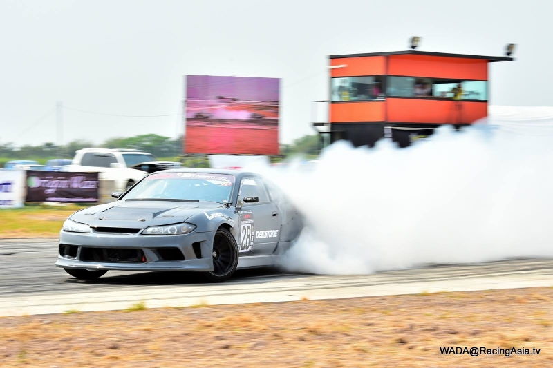 2016.03 Pathumthani Drift Competition 2015 #4(final) RacingAsia.tv